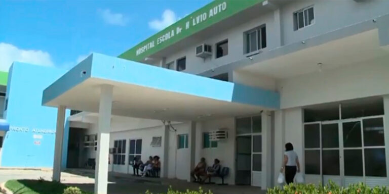 Unidade de Saúde da Familia Helvio Auto
Complexo Lourenço Vasconcelos Avenida Assis Chateaubriand, S/N, Trapiche da Barra – Maceió (AL)